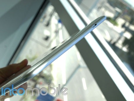 Ngắm Samsung Galaxy Tab 10.1 phiên bản đặc biệt - 12