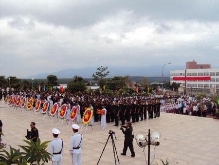 Truy điệu liệt sĩ quân tình nguyện hy sinh tại Lào và Campuchia - 1 Truy điệu liệt sĩ quân tình nguyện hy sinh tại Lào và Campuchia - 1