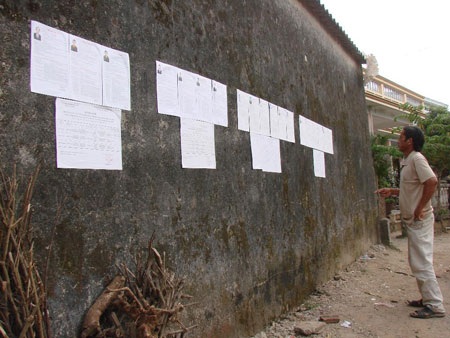 “Đảo tỏi” nhộn nhịp trước ngày bầu cử - 2