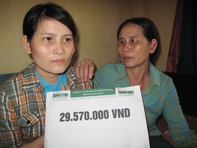 Gần 30 triệu đồng đến với hoàn cảnh “xin được chết...” - 1 Gần 30 triệu đồng đến với hoàn cảnh “xin được chết...” - 1