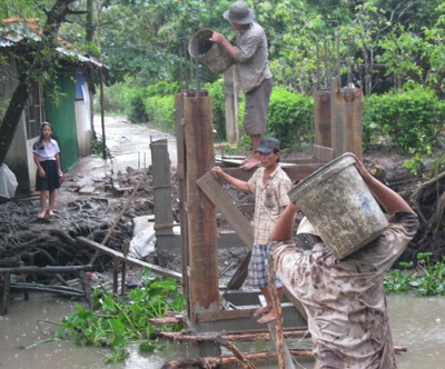 Cuối tháng 5 cầu Khuyến học và Dân trí sẽ hoàn thành - 1 Cuối tháng 5 cầu Khuyến học và Dân trí sẽ hoàn thành - 1