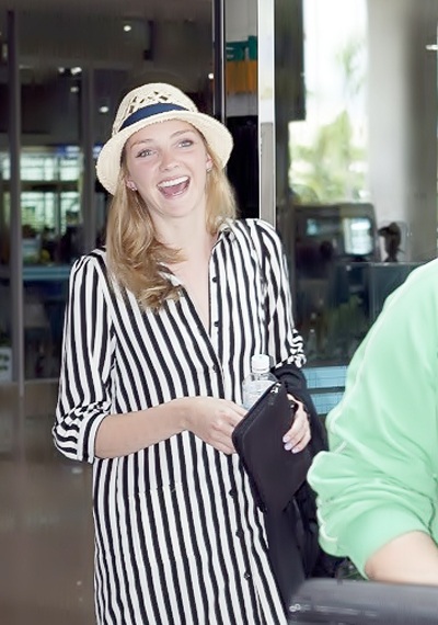 “Thiên thần” của Victoria Secret đã đến Việt Nam - 4