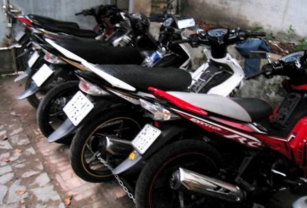 Bắt “nóng” băng cướp nguy hiểm - 2