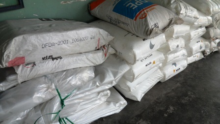 Tranh thủ ngày nghỉ, bảo vệ “rút ruột” công ty - 1 Tranh thủ ngày nghỉ, bảo vệ “rút ruột” công ty - 1