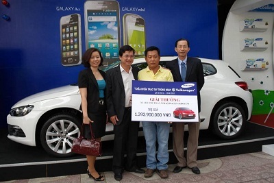 Mua “dế” Samsung Galaxy trúng “xế” thể thao VW Scirocco đầu tiên - 3 Mua “dế” Samsung Galaxy trúng “xế” thể thao VW Scirocco đầu tiên - 3