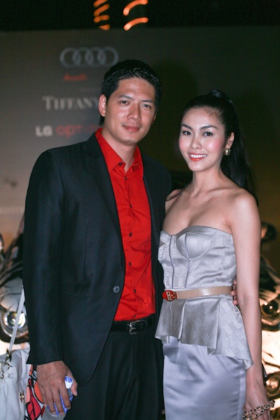 Tăng Thanh Hà, Ngô Thanh Vân “du hí” trời Sing - 13 Tăng Thanh Hà, Ngô Thanh Vân “du hí” trời Sing - 13