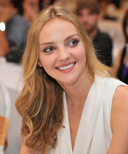 "Thiên thần" Victoria Secret rạng ngời tại Việt Nam - 1