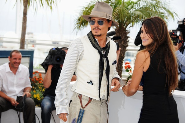 Penelope Cruz sánh đôi Johnny Depp tại LHP Cannes - 8 Penelope Cruz sánh đôi Johnny Depp tại LHP Cannes - 8