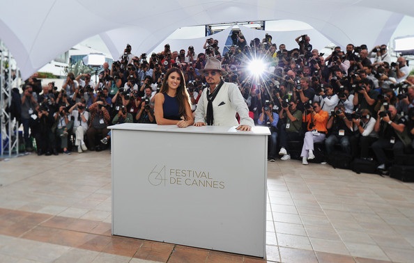 Penelope Cruz sánh đôi Johnny Depp tại LHP Cannes - 26 Penelope Cruz sánh đôi Johnny Depp tại LHP Cannes - 26