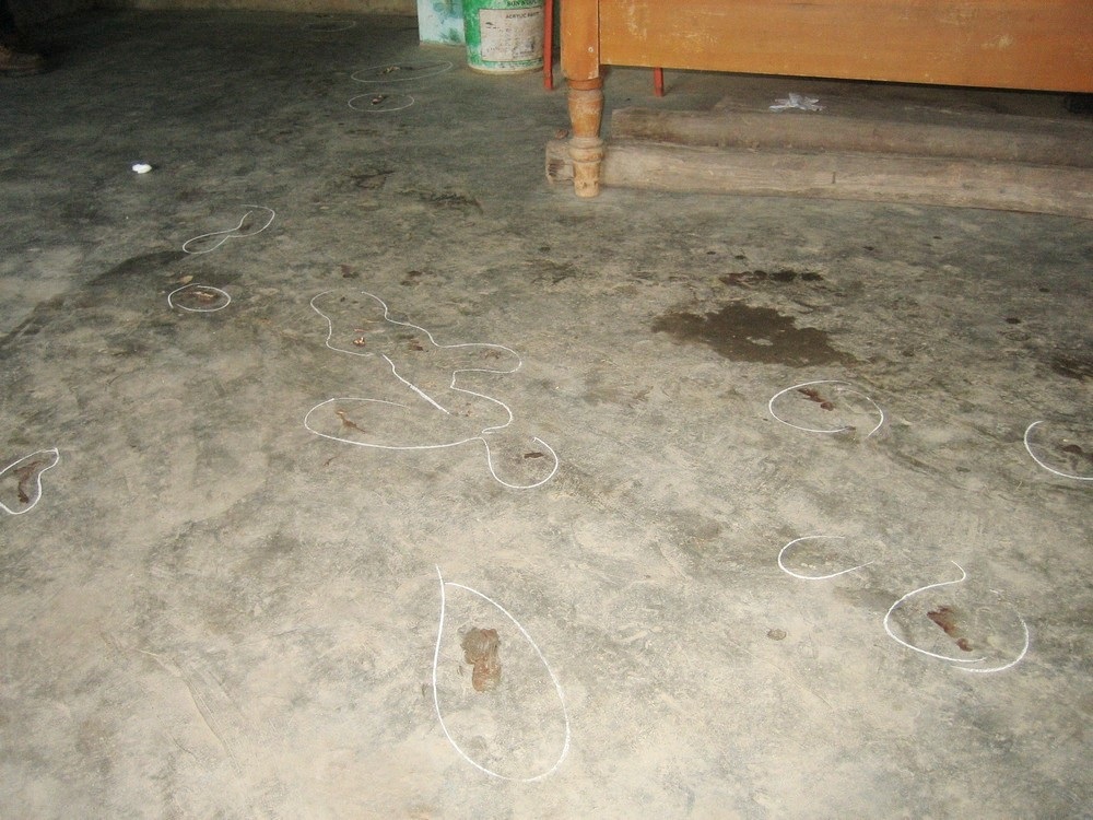 Nghi vợ ngoại tình, tưới xăng thiêu cả hai vợ chồng - 1