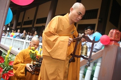 Náo nức về Thiền viện Sùng Phúc chiêm bái Xá lợi Phật  - 7