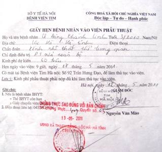 Món quà ý nghĩa với gia đình cháu bé bị bệnh tim - 1