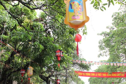 Không khí đại lễ Phật Đản 2011 đã ngập tràn khắp các tỉnh miền Bắc - 18