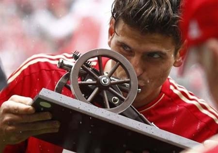 Bayern đành về thứ ba, Wolfsburg thoát hiểm - 2 Bayern đành về thứ ba, Wolfsburg thoát hiểm - 2