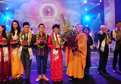 Không khí đại lễ Phật Đản 2011 đã ngập tràn khắp các tỉnh miền Bắc - 4