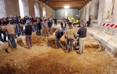 Tìm thấy mộ nàng “Mona Lisa” - 1 Tìm thấy mộ nàng “Mona Lisa” - 1