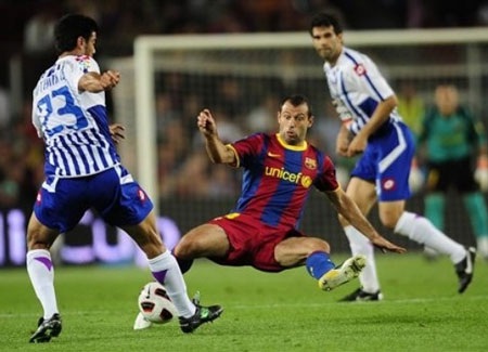 Barcelona hòa Deportivo trong ngày nhận Cup - 2