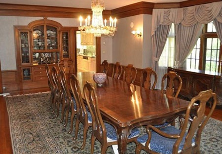 Cựu “ông chủ” Facebook tậu nhà 8,6 triệu USD - 15 Cựu “ông chủ” Facebook tậu nhà 8,6 triệu USD - 15