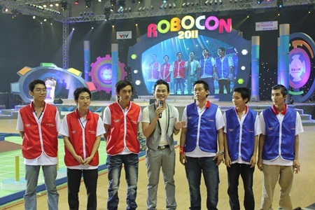 ĐH Lạc Hồng vô địch Robocon Việt Nam 2011 - 4