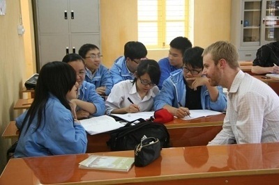 Ngoại ngữ - Tấm hộ chiếu cho cánh cửa tương lai - 4 Ngoại ngữ - Tấm hộ chiếu cho cánh cửa tương lai - 4