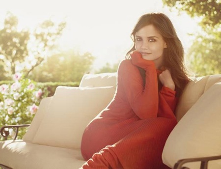 Katie Holmes “lột xác” trong ảnh quảng cáo Ann Taylor - 1 Katie Holmes “lột xác” trong ảnh quảng cáo Ann Taylor - 1