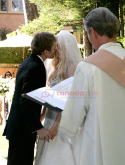 Avril Lavigne công bố album ảnh cưới - 7