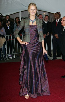 Phong cách Anh hay phong cách Mỹ?  - 13