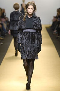 Nét độc đáo trong vẻ đẹp nữ tính - 21