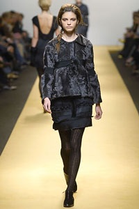 Nét độc đáo trong vẻ đẹp nữ tính - 22