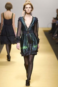 Nét độc đáo trong vẻ đẹp nữ tính - 9