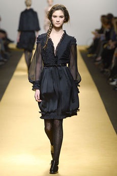 Nét độc đáo trong vẻ đẹp nữ tính - 15