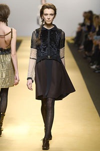 Nét độc đáo trong vẻ đẹp nữ tính - 17