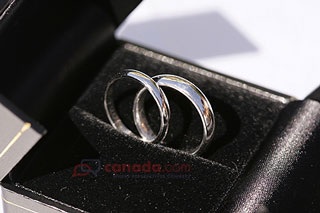 Avril Lavigne công bố album ảnh cưới - 8