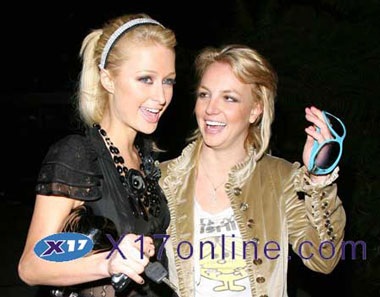 Britney Spear và Paris Hilton ngày càng trở nên thân thiết - 3