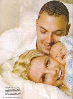 Britney "bán con"? - 1