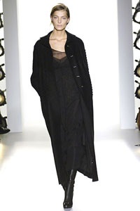 Nhãn hiệu thời trang nổi tiếng nhất thế giới - 11