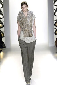 Nhãn hiệu thời trang nổi tiếng nhất thế giới - 16