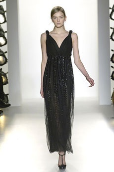 Nhãn hiệu thời trang nổi tiếng nhất thế giới - 17