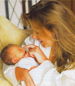 Geri Halliwell: Niềm hạnh phúc của người mẹ can đảm - 7