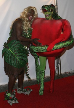 Ngỡ ngàng đêm Halloween... - 2