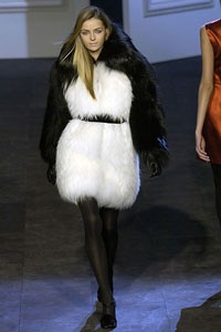 Nếu bạn thích vẻ đẹp yểu điệu nữ tính...  - 16