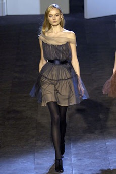 Nếu bạn thích vẻ đẹp yểu điệu nữ tính...  - 18