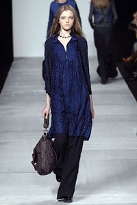 Bụi bặm và phá cách...  - 3