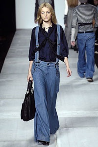 Bụi bặm và phá cách...  - 8