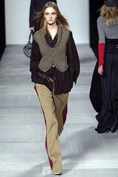 Bụi bặm và phá cách...  - 16