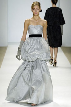 Những bộ váy dạ hội sang trọng và tinh tế - 1