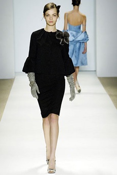 Những bộ váy dạ hội sang trọng và tinh tế - 17