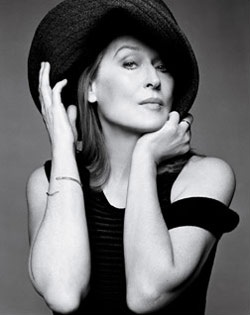 Những “lão ông” và “lão bà” gợi cảm nhất thế giới - 3 Những “lão ông” và “lão bà” gợi cảm nhất thế giới - 3