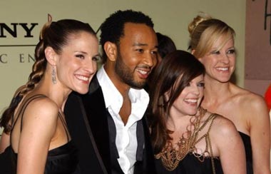 Tưng bừng tiệc hậu Grammy - 8