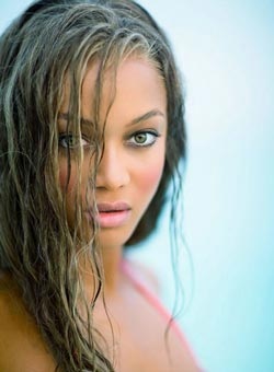 Sau 10 năm, Tyra Banks đã thay đổi thế nào?  - 2